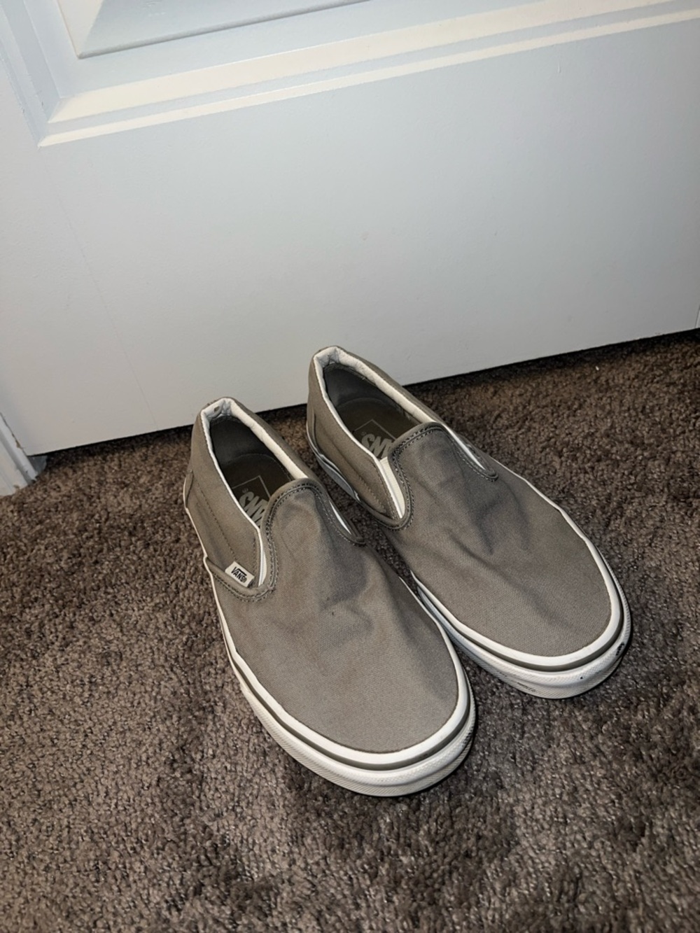 Vans slip on shoes
